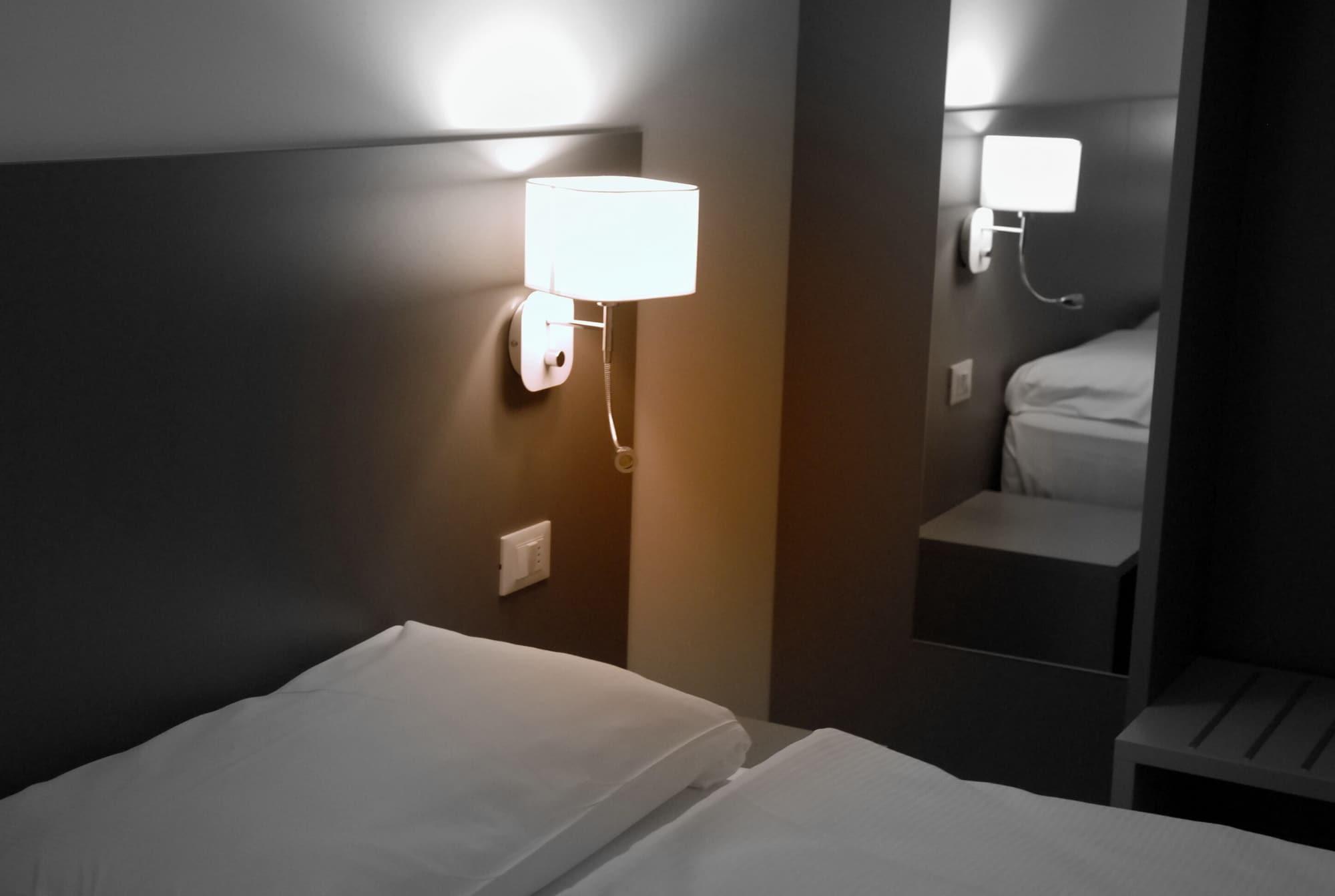 Hotel Sonia Триест Екстериор снимка